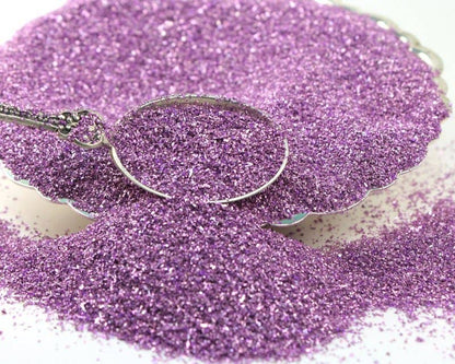 Lilac sparkly German glass glitter, fine 90 grit, 25g, perfect for stationery store crafts, with silver-based coating for brilliance.