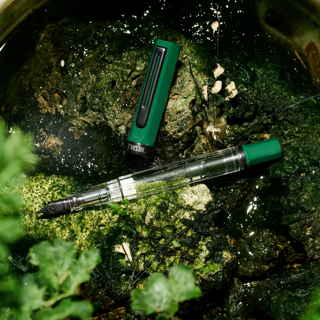 ECO:TWSBI ECO Irish Green w/ Onyx Fountain Pen