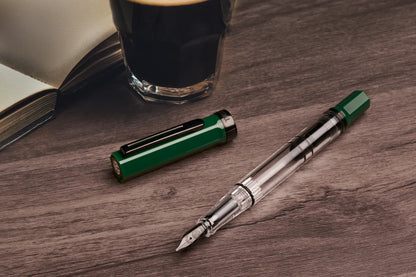 ECO:TWSBI ECO Irish Green w/ Onyx Fountain Pen